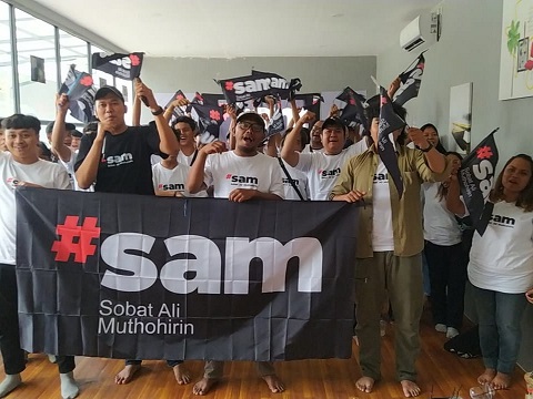 Masyarakat di Lowokwaru melakukan deklarasi dukungan untuk Ali Muthohirin. (Foto/M Sholeh)