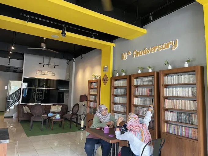 HD'R Comic Coffee/Foto: Google Review/Rizki Amalia.