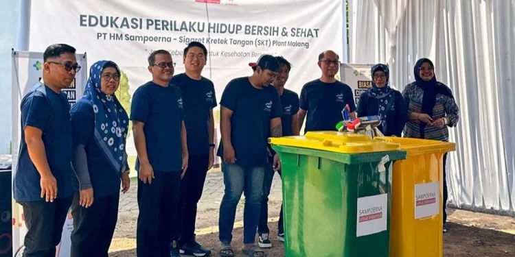 Kegiatan edukasi prilaku hidup bersih dan sehat oleh PT. HM Sampoerna Tbk. Foto/dok for TM