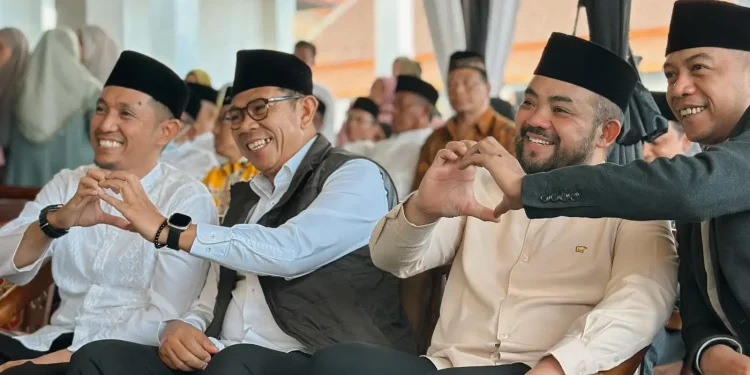 Tampak petinggi 3 partai PKB, Gerindra dan PKS duduk bersama, sinyal koalisi gemuk di Pilkada 2024 Kota Batu. Foto: Istimewa