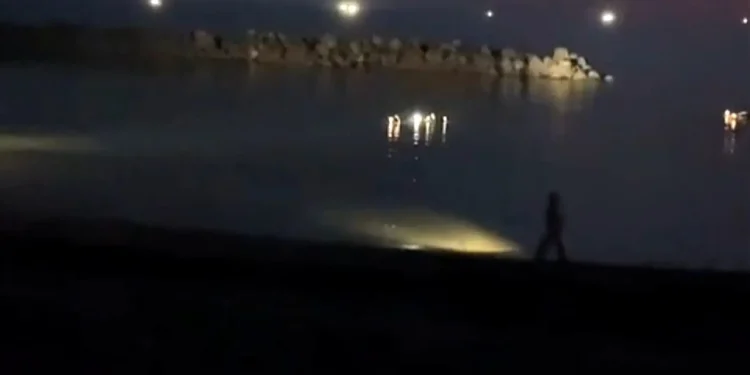 Tangkapan layar video pencarian korban tenggelam TKI asal Ngantang, Malang di Jepang. Foto: Istimewa