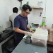 Cerita Owner Martabak Usus Sidomoro, Yoki Wahyu Pratama terinspirasi membuka usaha karena nostalgia pasar dan jajanan masa kecil /Foto: Tugumalang.id/Bagus Rachmad Saputra