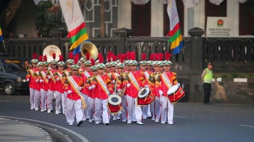 Tim Korsik Pemkot Malang saat bertanggung jawab mengawal elemen musik di kegiatan-kegiatan upacara. Foto: Korps Musik Pemkot Malang