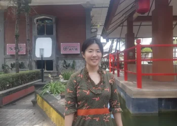 Mahasiswa asing STIE Malangkucecwara, Miyu Uehara asal Jepang. (Foto/M Sholeh)