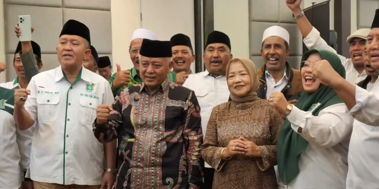 Sanusi dan Lathifah Shohib diusulkan jadi pasangan Bacabup dan Bacawabup Malang. Foto: Aisyah Nawangsari Putri
