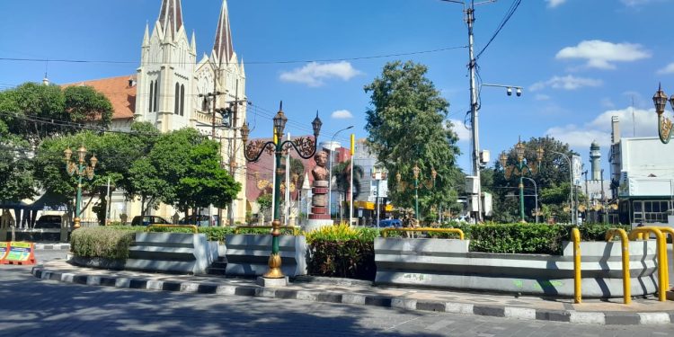 Patung Chairil Anwar di Kayutangan Kota Malang