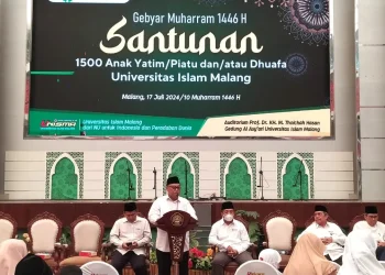 Unisma beri santunan pada 1500 anak yatim dan dhuafa