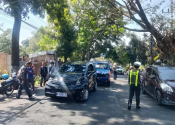 Tabrak 2 pengendara
