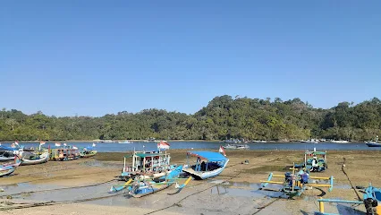 Pantai Sendang Biru