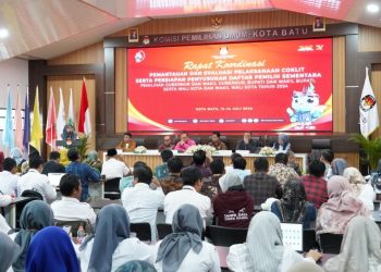 KPU saat mensosialisasikan hasil coklit Pemilih di Pilkada 2024. Foto: Azmy