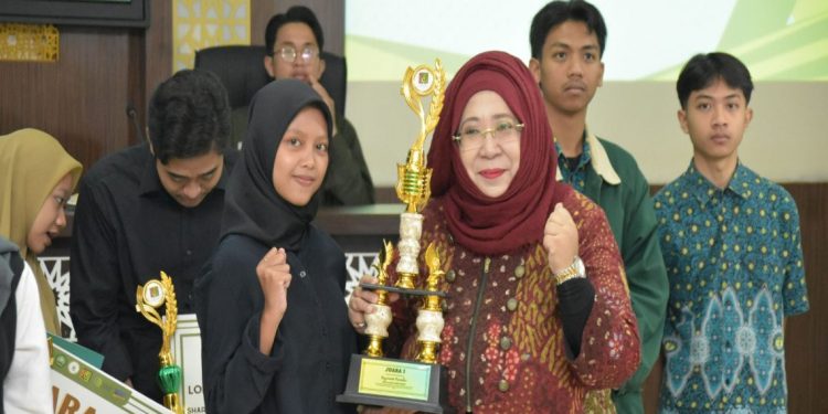 Suasana International Future Skills Talks sebagai bagian dari rangkaian penutup Sharia Finance and Economy Competition (Safecom). Foto: dok FEB unisma