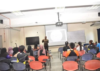Dosen FEB Unisma jadi dosen tamu di Malaysia. Foto/dok Unisma