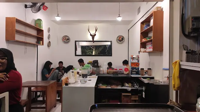 Warkop Kidang Djaja (UM)/Foto: Google Review Warkop Kidang Djaja UM/Clarissa Sanindita.
