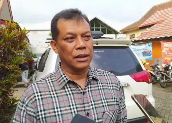 Ketua Komisi C DPRD Kota Batu Khamim Tohari menolak urgensi kebijakan penyediaan alat kontrasepsi bagi pelajar. Foto: Azmy