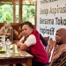 Pengurus DPP PSI, Ali Muthohirin saat berdiskusi dengan Yayasan Waroeng Inklusi. (Foto/dok.)