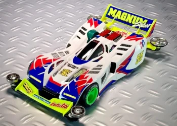 Kembali bergeliatnya Tamiya dari mobil mini 4WD yang populer bagi generasi 90-an dan kini cabang olahraga. /Foto: Instagram @tamiya_mini4wd.