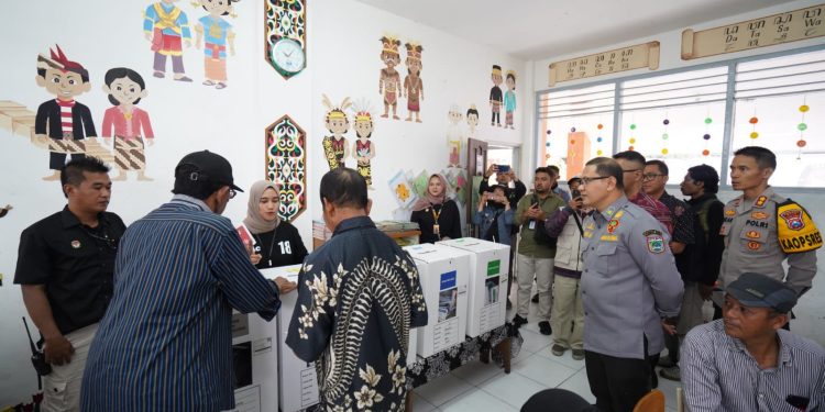 Ilustrasi pemungutan suara di TPS Kota Batu yang nantinya akan didominasi generasi milenial pada Pilwali 2024. Foto: Azmy