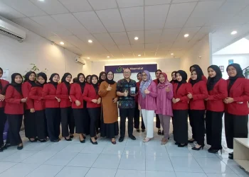 Mahasiswa dan dosen Prodi D3 Perbankan dan Keuangan Fakultas Vokasi UMM./Foto: dok. Vokasi UMM.
