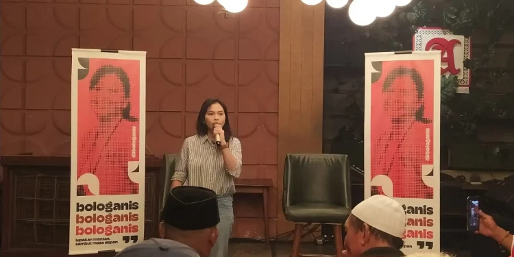 Ganis Rumpoko saat menyampaikan kesiapannya maju mencalonkan diri menjadi calon Wali Kota di Pilkada 2024 Kota Malang. Foto: Azmy