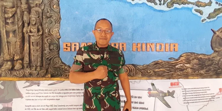 Penanggung Jawab Museum Brawijaya Malang, Letkol. Kav. Tutur Suswantoro, S.Pd, M.I.P berbicara tentang peran museum dan generasi muda di tengah peringatan Hari Kemerdekaan RI ke-79./Foto: Tugumalang.id/Bagus Rachmad Saputra.