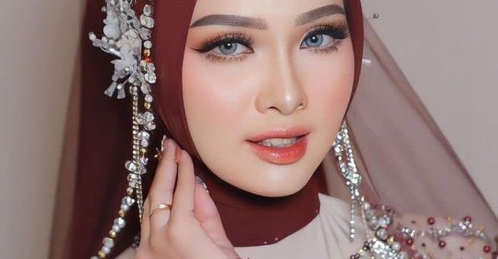 Ilustrasi Make Up Artis di sekitar Pagelaran, Kabupaten Malang. Foto/Pinterest