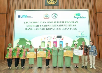 PT Pegadaian dan Persit KCK PCBS Kopassus berkolaborasi luncurkan program Bank Sampah. Foto/dok Pegadaian
