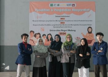 Tim Penelitian UM Lakukan Sosialisasi “'Kenali Dirimu dan Perubahan yang Terjadi Padamu”. Foto/dok tim peneliti UM