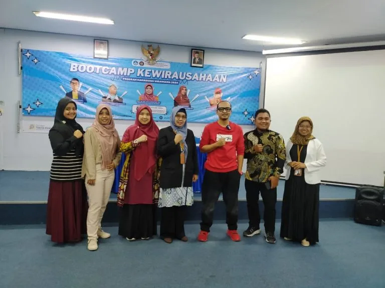 Polinema menggelar acara bootcamp kewirausahaan bagi mahasiswa yang mengikuti PMW. /Foto: dok. Polinema.