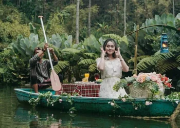 Rekomendasi tempat wisata di Malang yang cocok jadi destinasi libur akhir pekan./Foto: Goole Review Taman Kemesraan.