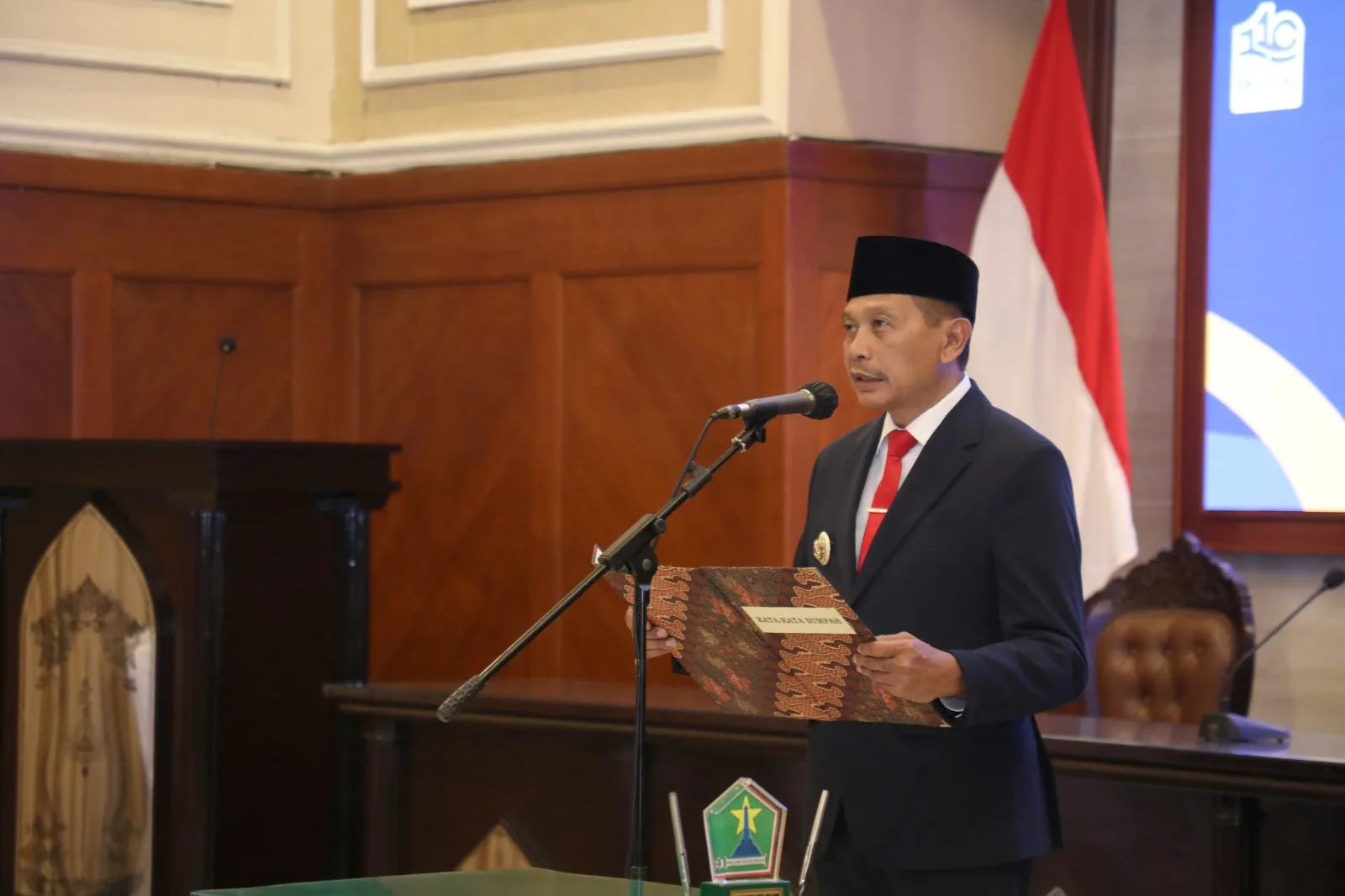 Pj Wali Kota Malang, Wahyu Hidayat, melantik 39 pejabat administrator dan pengawas. (Foto/dok. Prokopim Setda Kota Malang)