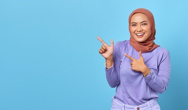 Rekomendasi warna outfit yang cantik dan elegan tetap sopan dengan model yang kekinian ala Hijabers. Foto/Pixabay