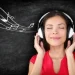Mendengarkan musik untuk kesehatan mental dan fisik. Foto/pinterest.