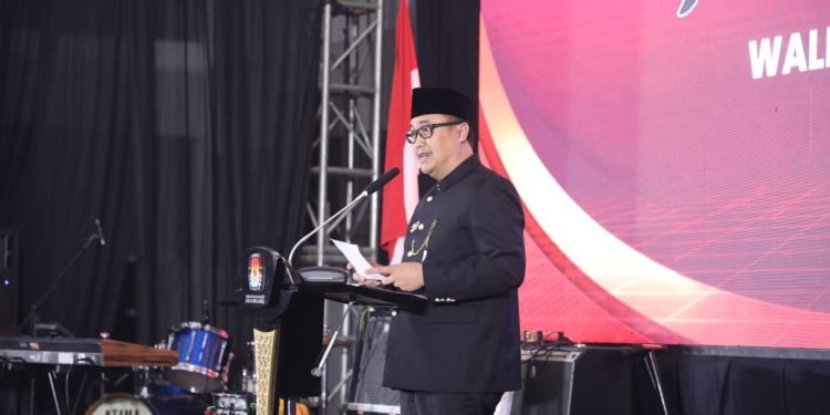 Pj Wali Kota Malang, Iwan Kurniawan berikan pesan agar Pemilu 2024 berlangsung damai dan kondusif. (Foto/dok. Prokopim Setda Kota Malang)