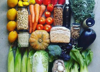 penyimpanan bahan makanan dengan benar bisa memperpanjang masa simpan menjaga kualitas, dan menghemat pengeluaran. Foto: pinterest Lindsay