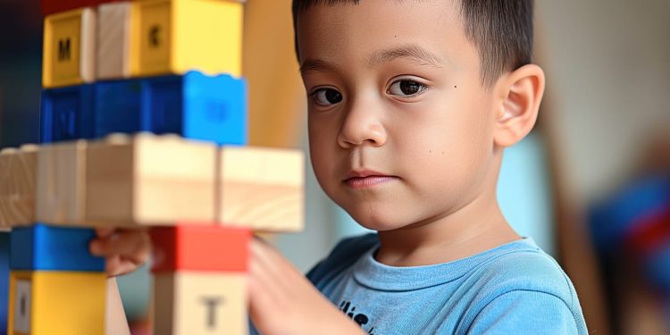 Mengenali ciri autisme pada balita di usia 0-3 tahun yang perlu dipahami orang tua. /Foto: Pixabay.com/Mimzy.