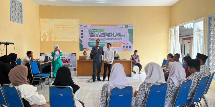 Anak-anak Desa Wonorejo yang tergabung dalam Laskar Anak menerima penguatan kapasitas. Foto: Lakpesdam PCNU Kabupaten Malang