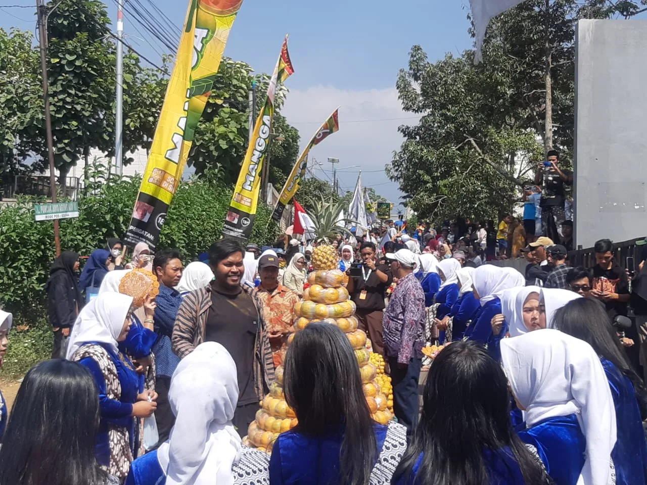 Kemeriahan Festival Lesbumi NU Kota Malang di wilayah Genting, Merjosari, Lowokwaru, Kota Malang. (Foto/M Sholeh)