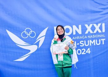Nafa Amadea menyumbang perolehan medali untuk kontingen Jatim di cabor selam. Foto: KONI Kota Batu