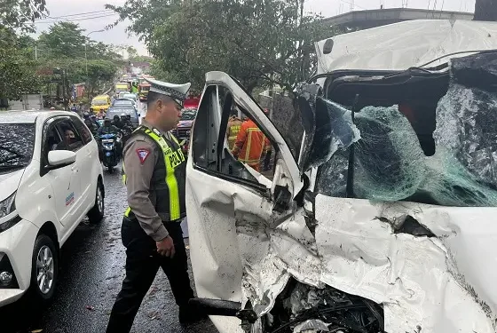 Laka karambol di jembatan Kali Lanang Kota Batu. Foto: Polres Batu