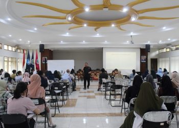 Hadirkan dosen tamu asal Malaysia, Fakultas Psikologi UM gelar guest lecturer memberikan wawasan seputar riset kepada mahasiswa pascasarjana. /Foto: dok. Fakultas Psikologi UM