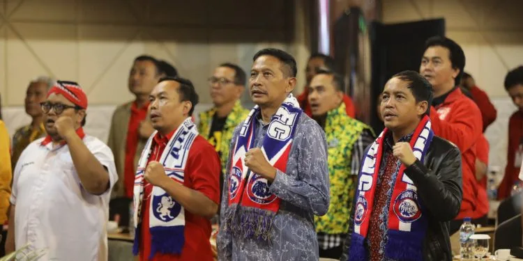 Pasangan Wahyu-ali