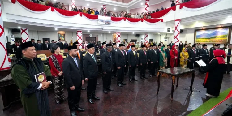 Anggota DPRD Gadaikan SK