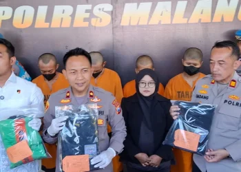 Tersangka pengeroyokan