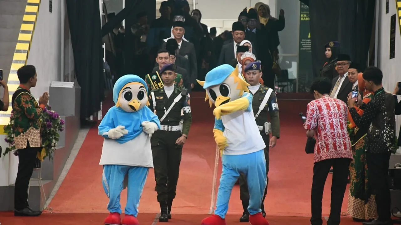 Maskot OSHIKA