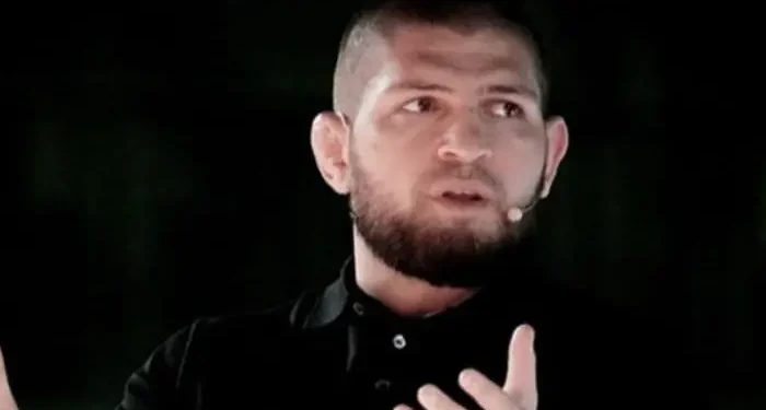 Juara UFC, Khabib Nurmagomedov berikan pesan penting kepada anak muda di acara Kahforward./Foto: Instagram @Kahfeveryday.