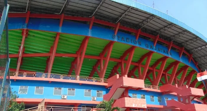 Stadion Gajayana sebagai stadion sepak bola tertua di Indonesia yang menjadi saksi bisu sejarah perkembangan Kota Malang. /Foto: Tugumalang.id/Bagus Rachmad Saputra