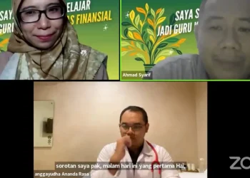 Workshop pengenalan empati pada media ajar di sekolah oleh Pelatih dari Yayasan Guru Belajar. Foto/Dok.