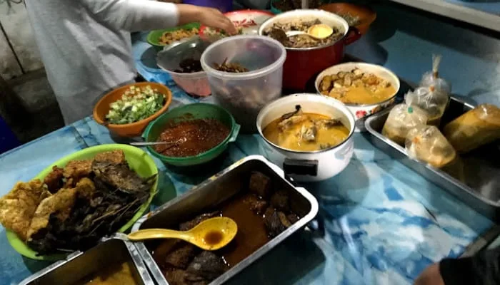 Nasi Jagung Bu Tatik./Foto: Google Review/Buruhcisco.