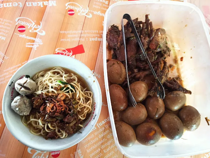 Mie Ayam dan Bakso Solo Pak Doel./Foto: Google Review/Irul Hendra.