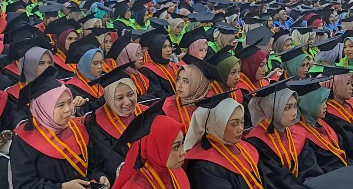 Wisuda UIN Malang kukuhkan 800 wisudawan dengan 88,2 persen diantaranya menyandang predikat cumlaude. /Foto: dok.UIN Malang.